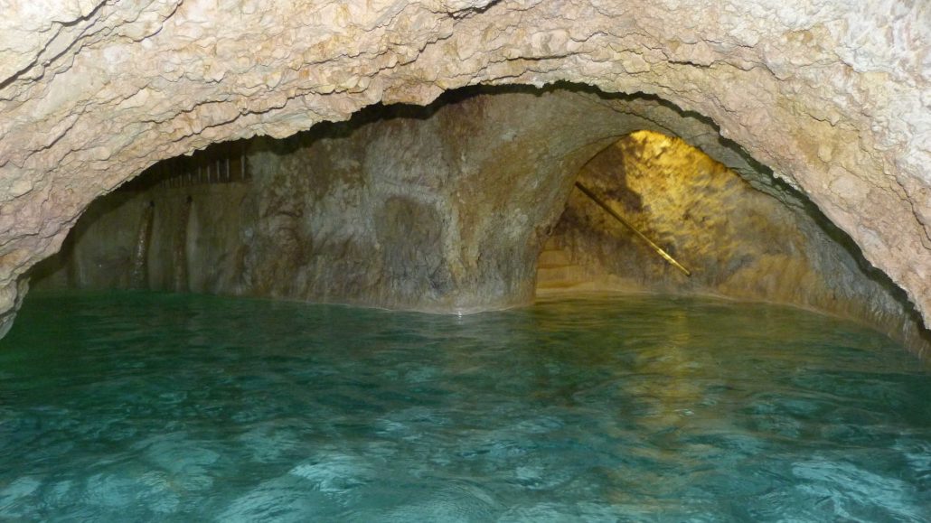 cave bath Miskolctapolca